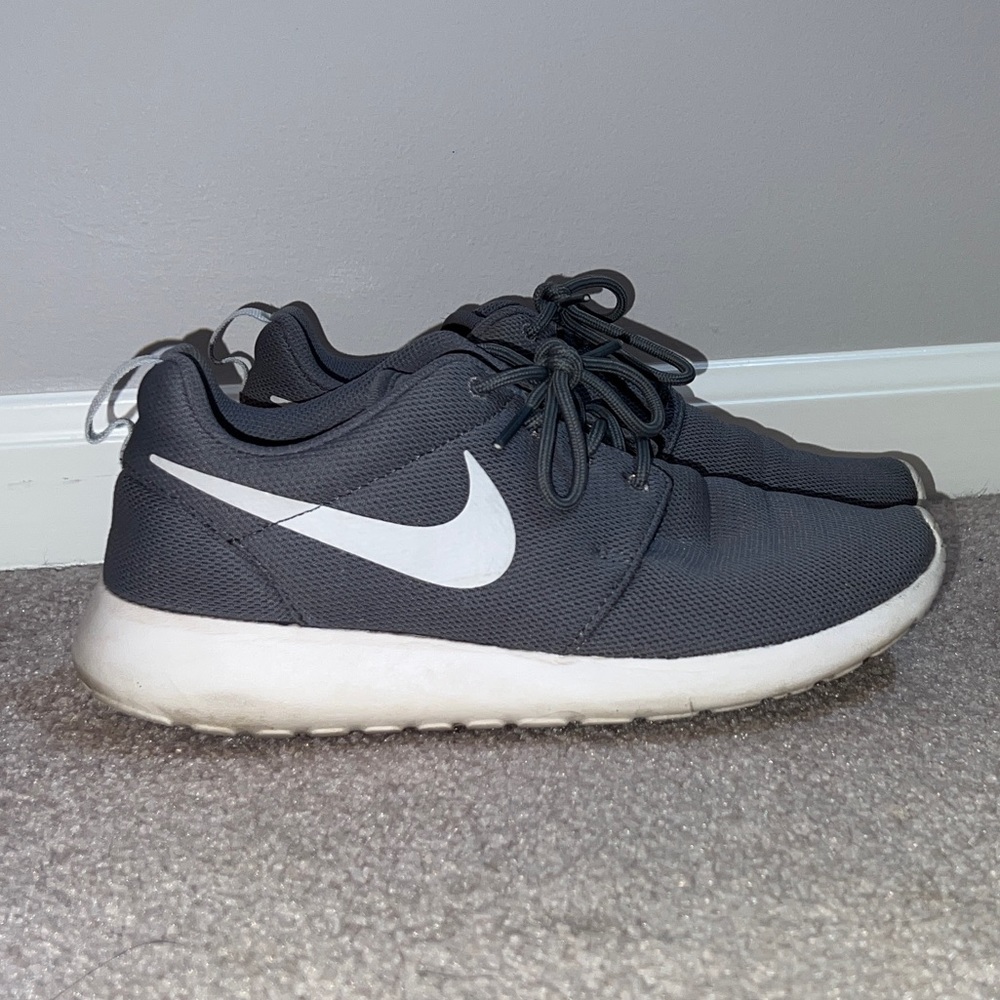 Women’s Nike Roshe